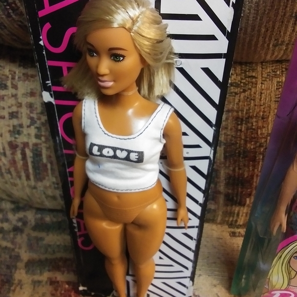 Barbie bundle - Picture 3 of 3